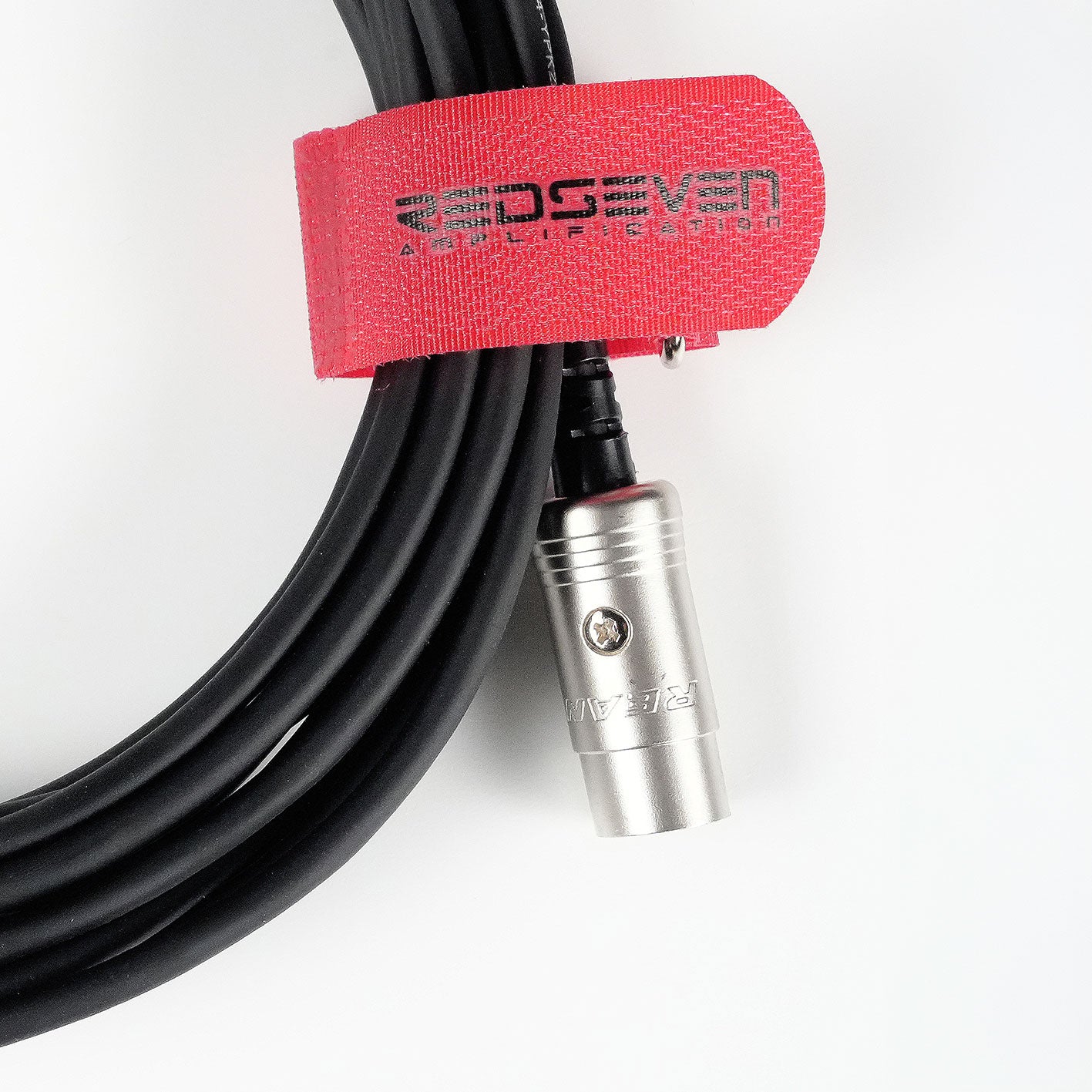 RedSeven x Cordial MIDI cable, REAN 5 pin DIN connectors, full product view
