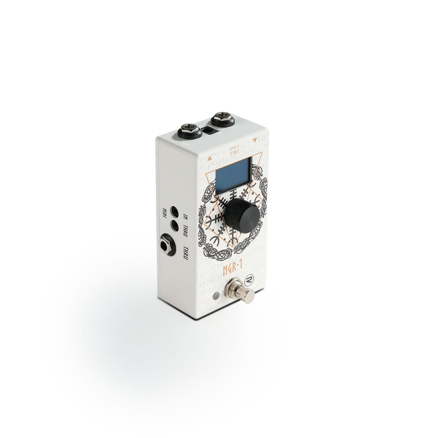 Vertical view of the RedSeven NGR-1 boutique guitar preamp pedal handcrafted in Italy