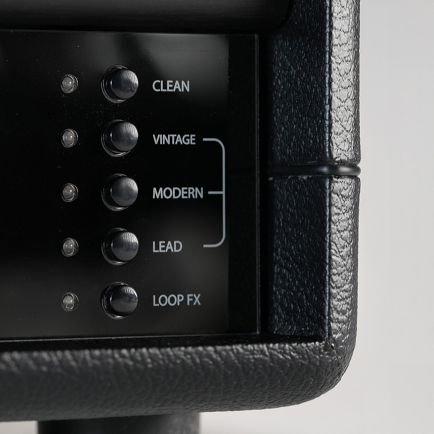 Channel selector knobs of the RedSeven Duality 100 showcasing clean, vintage, modern and lead modes