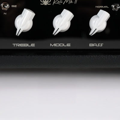 Kali MkII amplifier close-up of treble, middle and bass knobs – RedSeven Amplification
