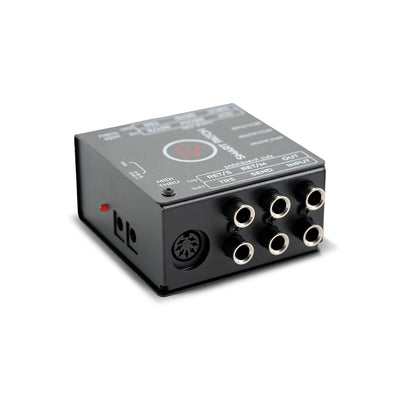 RedSeven Smart Patch world-side panel with MIDI DIN output, TRS and audio jacks for amp and FX loop connection